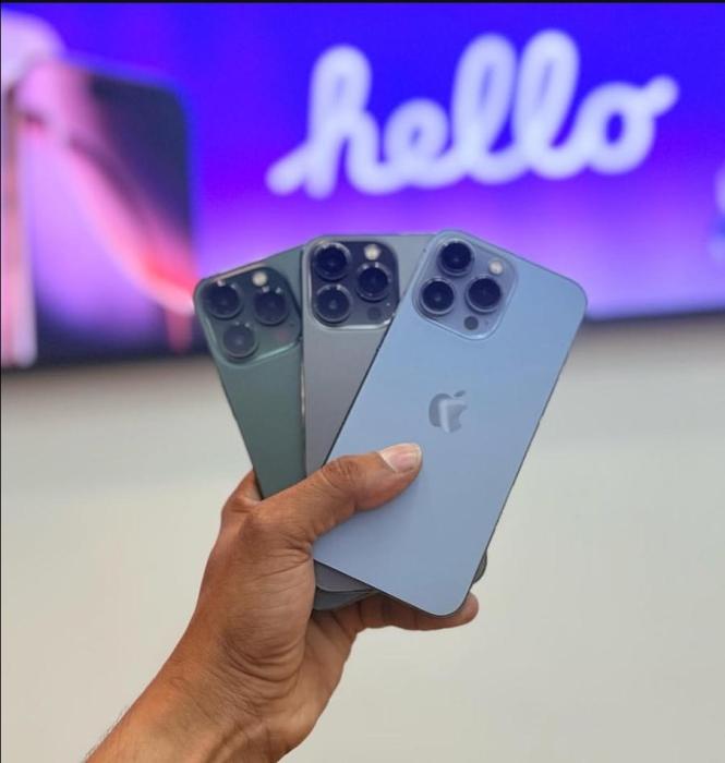 Apple Reseller Manjeri , Wholesale & Retail Mobile Shop Manjeri Malappuram, Pre-owned iPhone Manjeri Malappuram, Helio Apple Store