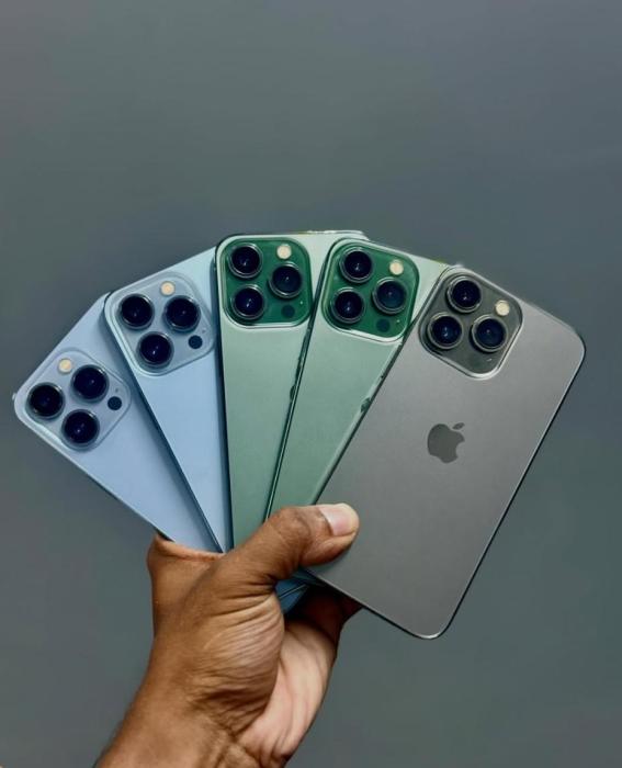 Apple & Android products Courier service wholesale and retail Calicut, 5G world 