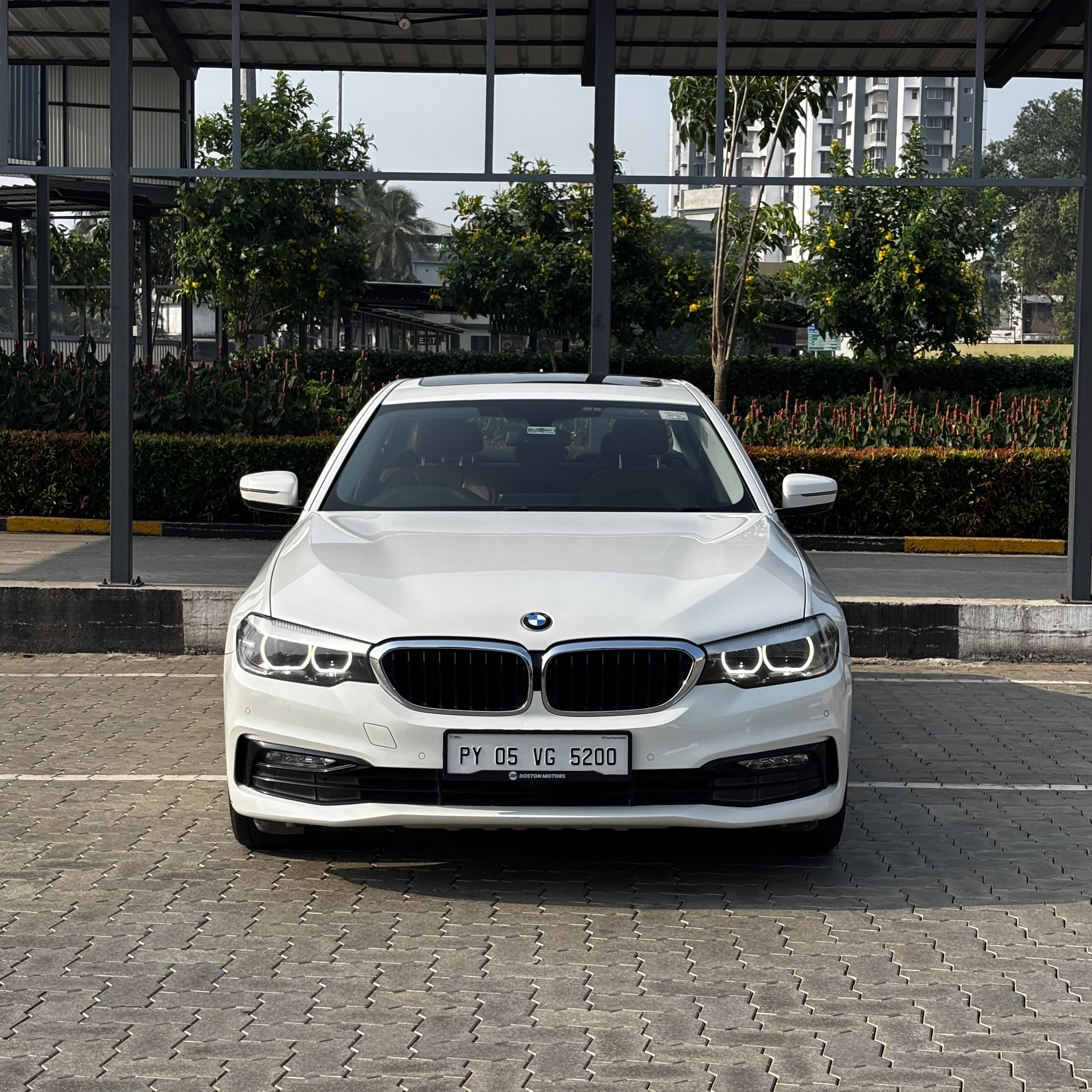 BMW 5 SERIES 