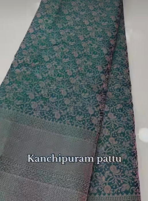 Handloom Weavers Kuthampully Thiruvilwamala Thrissur,  Art and culture clothing shop Kuthampully . ​Subhash Textiles