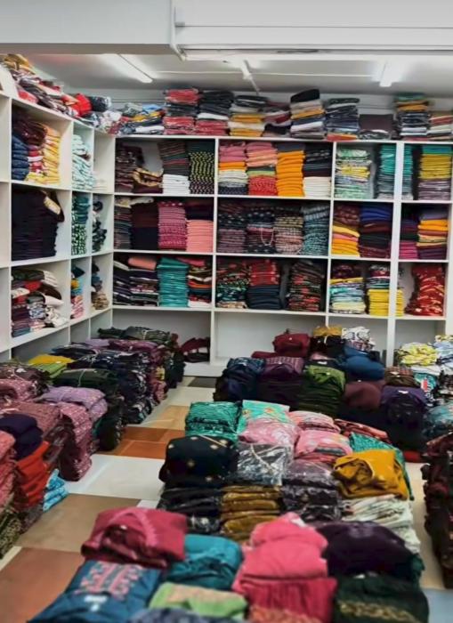 ​Wholesale Kurtis Kochi,  Clothing brand Kochi, ​Online  Kurti Suppliers Kochi, The Dots Kochi