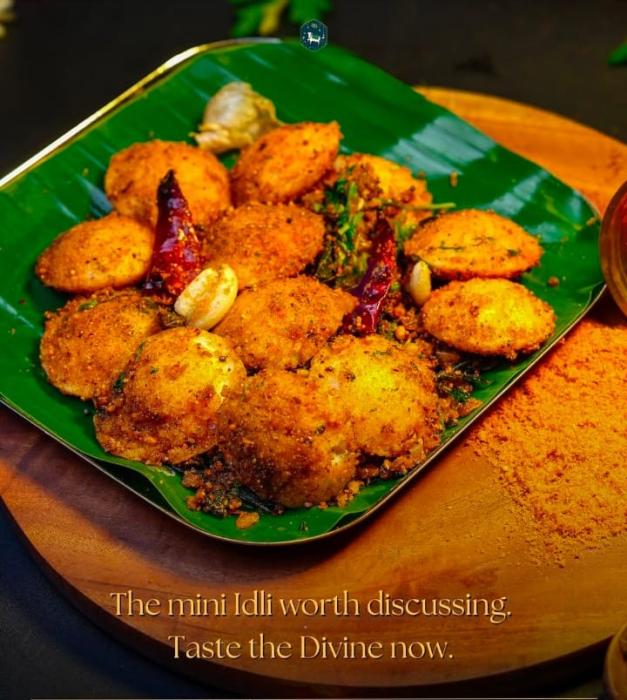 Vegetarian restaurant in thillai nagar trichy chennai, Food spot in thillai nagar trichy chennai, Benne Bhavan divine veg restaurant 