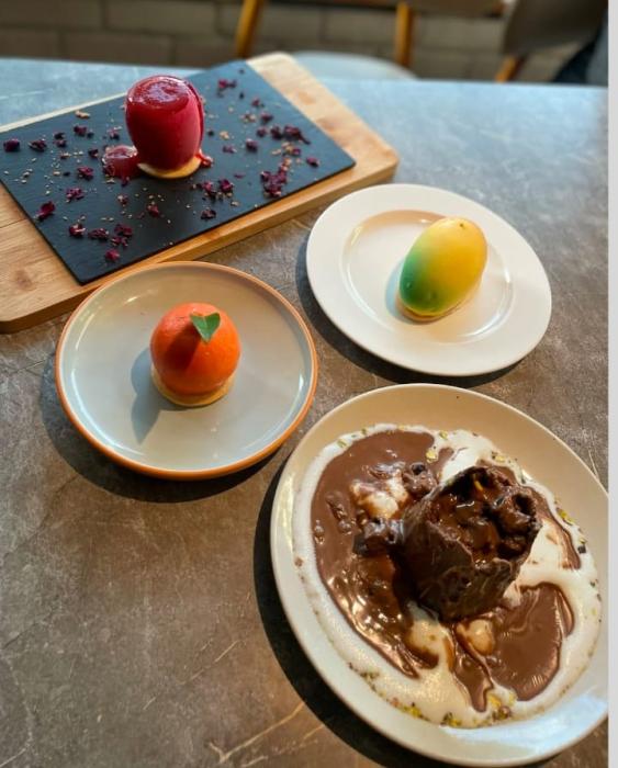 Dessets shop in mananchira calicut,Desserts spot in mananchira calicut,Dessert Storm 