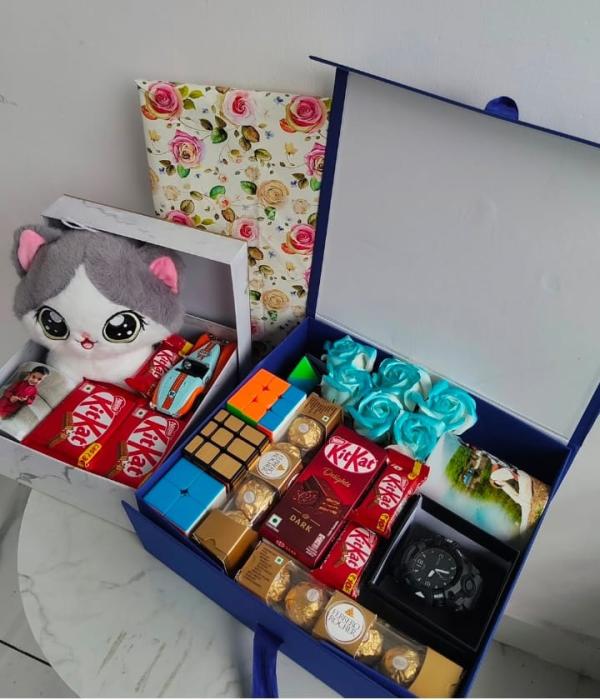Customized Gift hampers in kottayam,Birthdays Anniversary Surprise gifts in kottayam,Gift hampers in kottayam,All kerala Gift hampers delivery,A&S Vibes 
