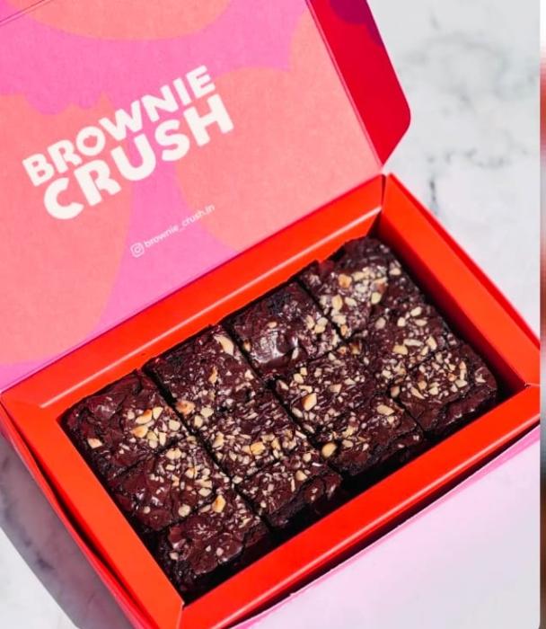 Premium Brownie Boxes in  tirur malappuram,Brownie shop in tirur malappuram,Brownie Crush 