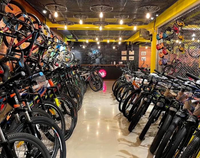 Bicycles shop in vadanappally thrissur, Bicycle  wholesale Bicycle Retail  shop in vadanappally thrissur ,Cycling products in vadanappally thrissur, Bharath Cycle 