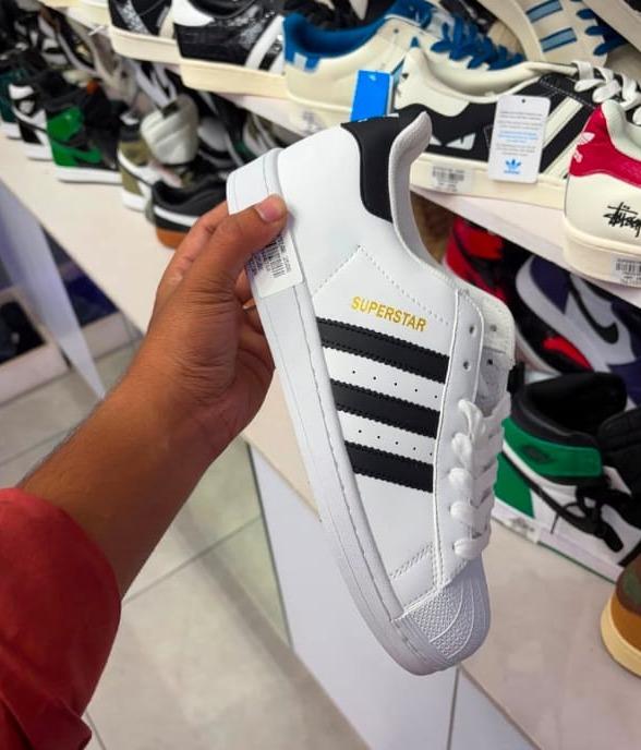 Sneaker store in thamarassery,Shoe store in thamarassery, Sneakers and Accessories All India delivery in thamarassery,Multistore 
