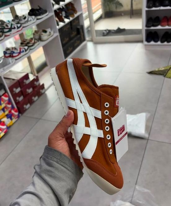 Sneaker store in thamarassery,Shoe store in thamarassery, Sneakers and Accessories All India delivery in thamarassery,Multistore 
