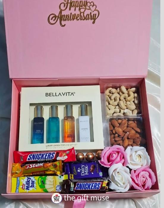 Customized gifts hampers in chalakudy,Surprise gift delivery in chalakudy,Birthday gift hamper Anniversary gift hampers in chalakudy, The Gift Muse 
