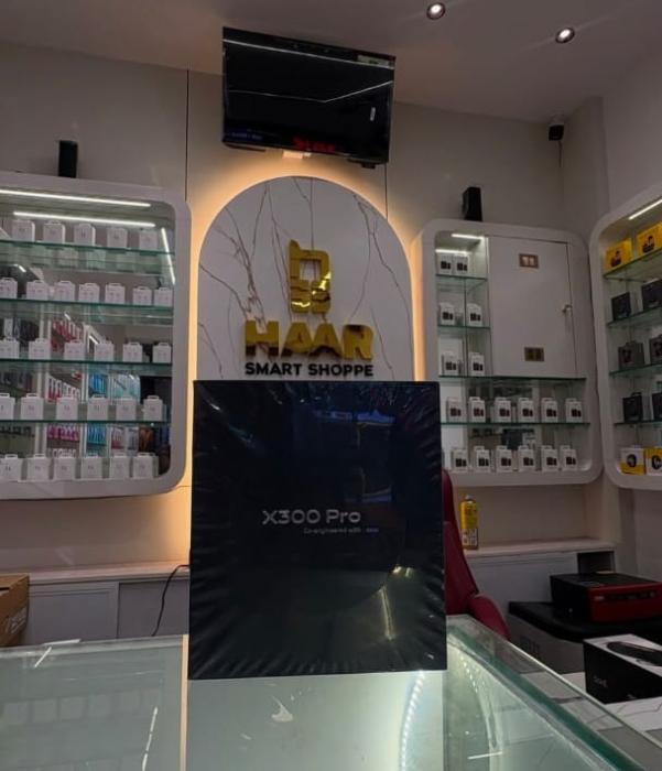 Mobile phone shop in  Payyannur,Gadgets and Accessories  in payyanur,Used Mobilephones and Laptops sales and service in payyanur,HAAR Smart Shoppe