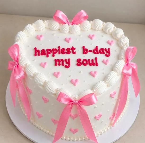 Handmade cakes in Irumbuzhi Malappuram,Custom cakes and cupcake in Irumbuzhi Malappuram,Homemade Cake in Irumbuzhi Malappuram,Cake Boutique  