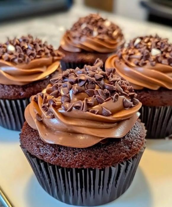 Cake shop near bismi hyper market palakkad,Luxury cakes and Desserts near bismi hyper market palakkad,Customised Cakes in palakkad,Neenuz Cakez 